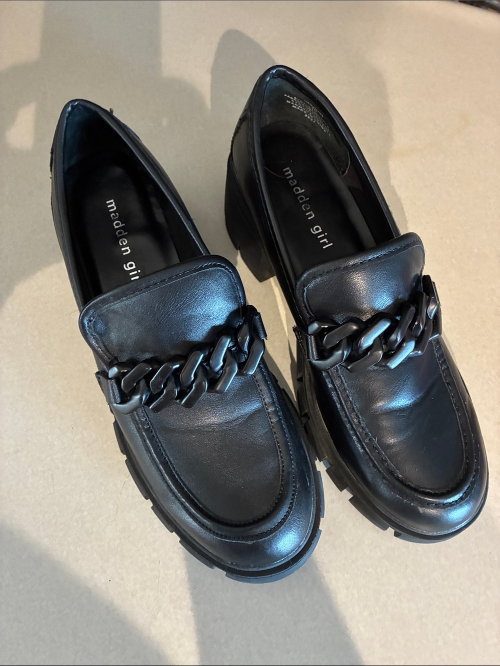 Madden Girl Black Chunky-Chain Loafers with Lug Sole
